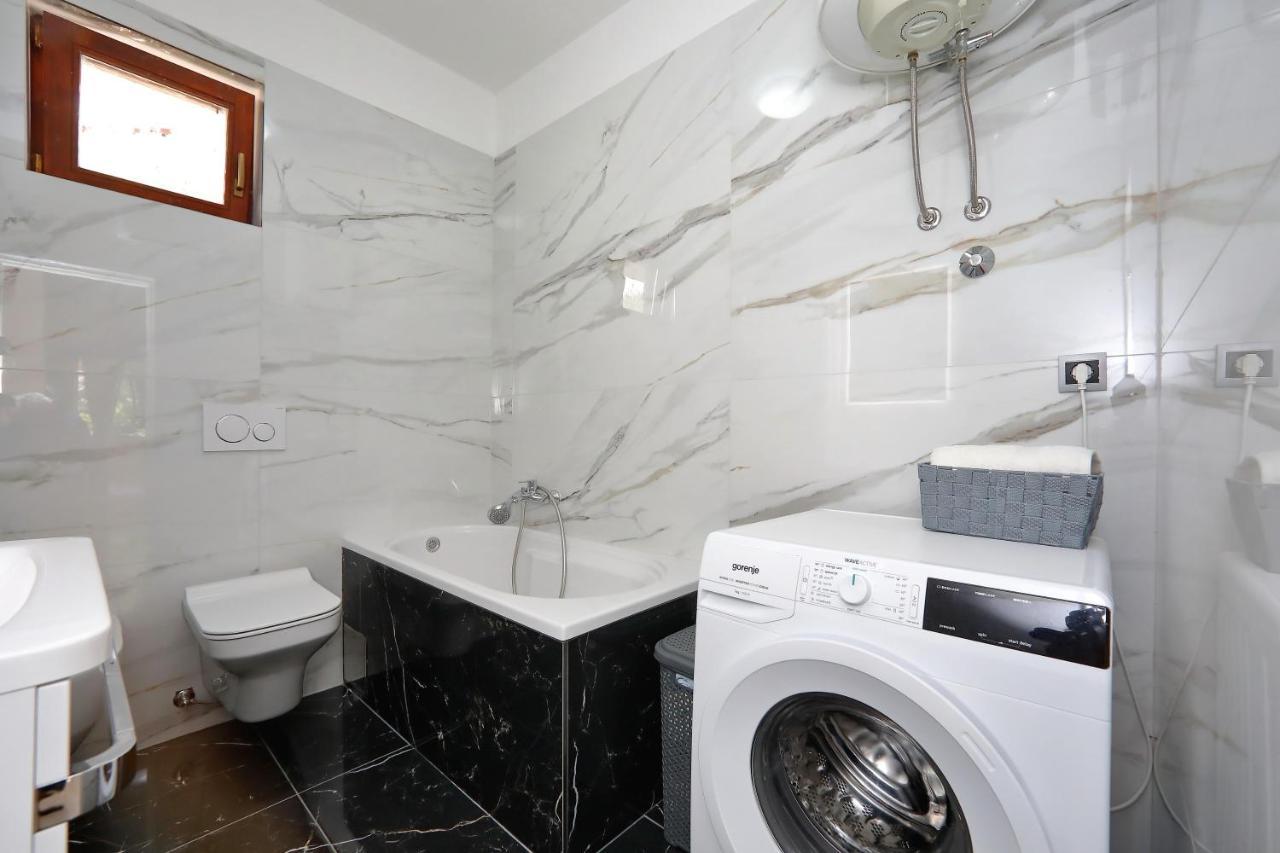 ביבינייה Apartment Lucijan מראה חיצוני תמונה