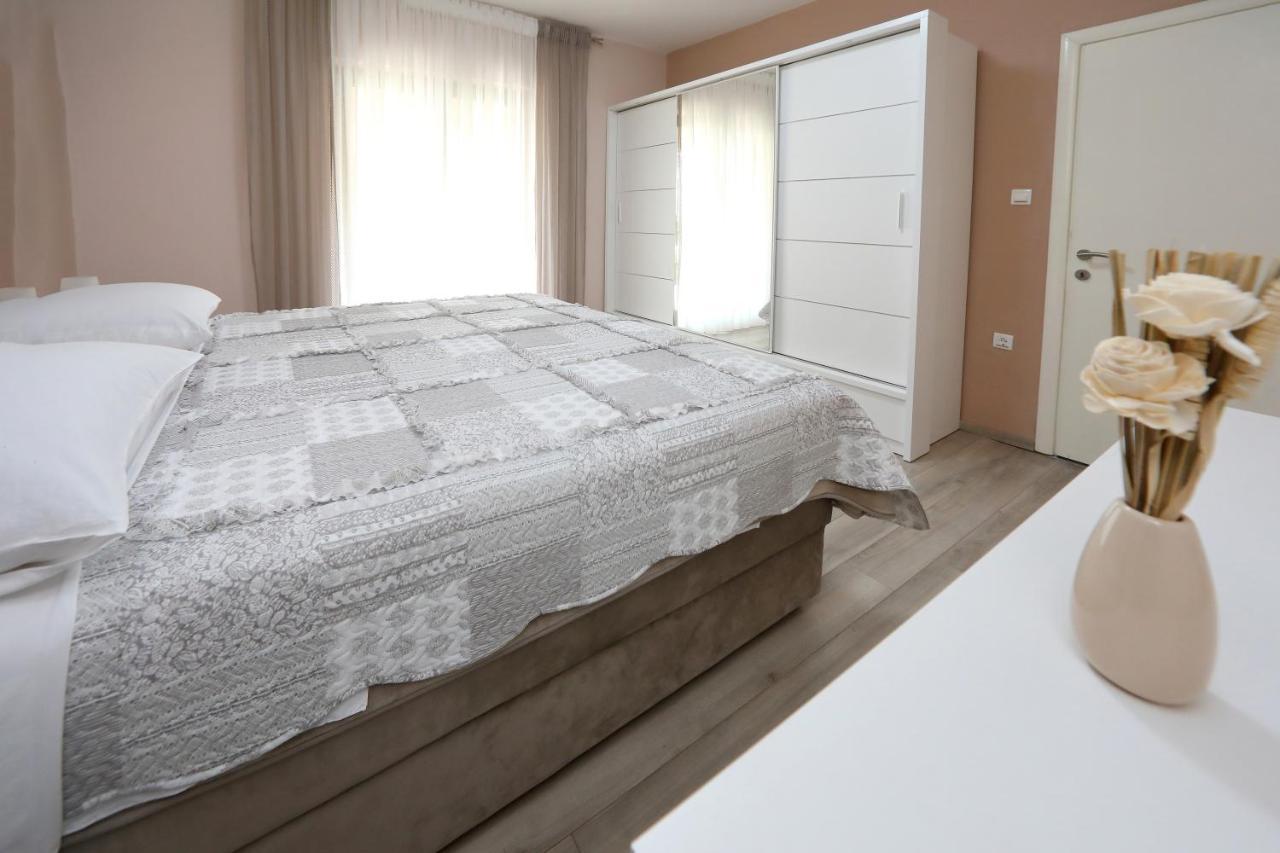 ביבינייה Apartment Lucijan מראה חיצוני תמונה