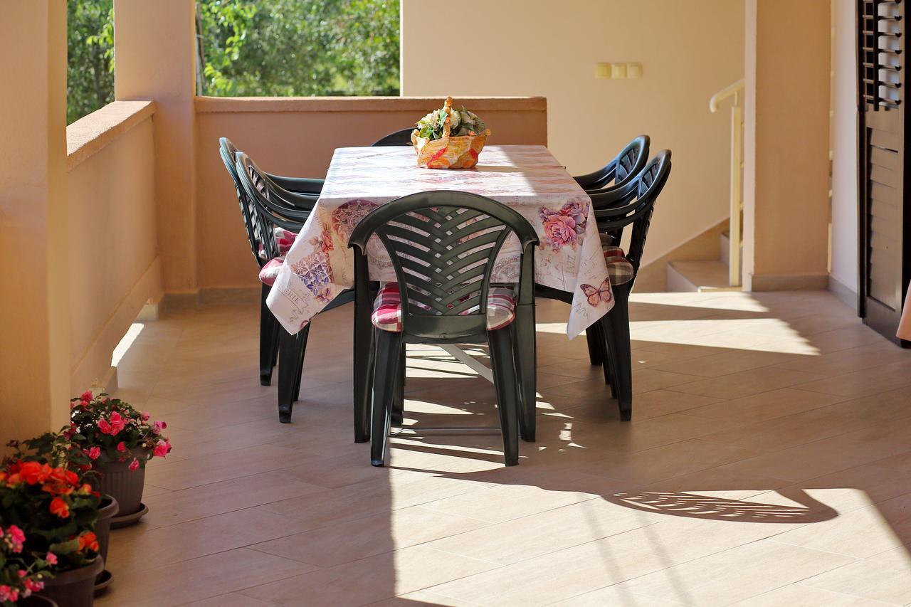 ביבינייה Apartment Lucijan מראה חיצוני תמונה